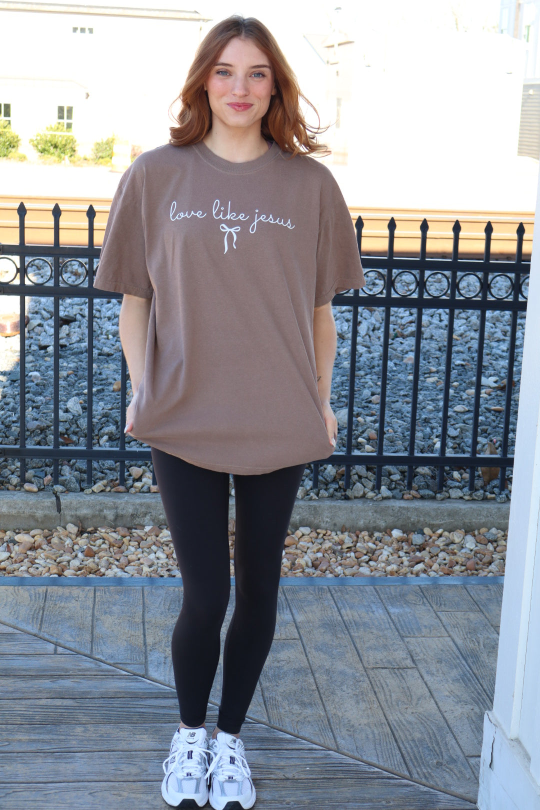 Love like Jesus Tee