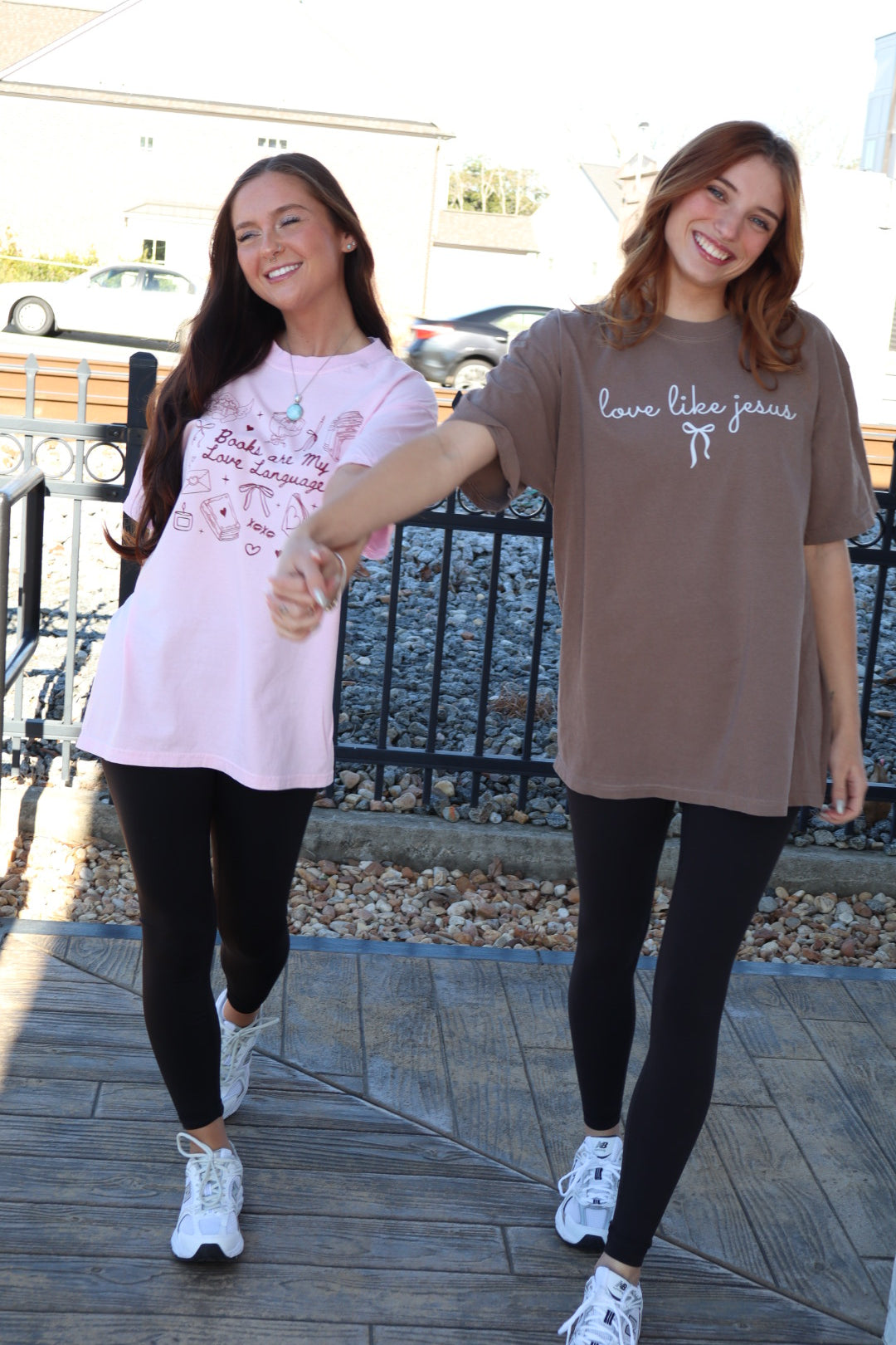 Love like Jesus Tee
